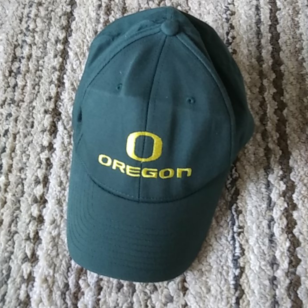 Oregon ducks hat